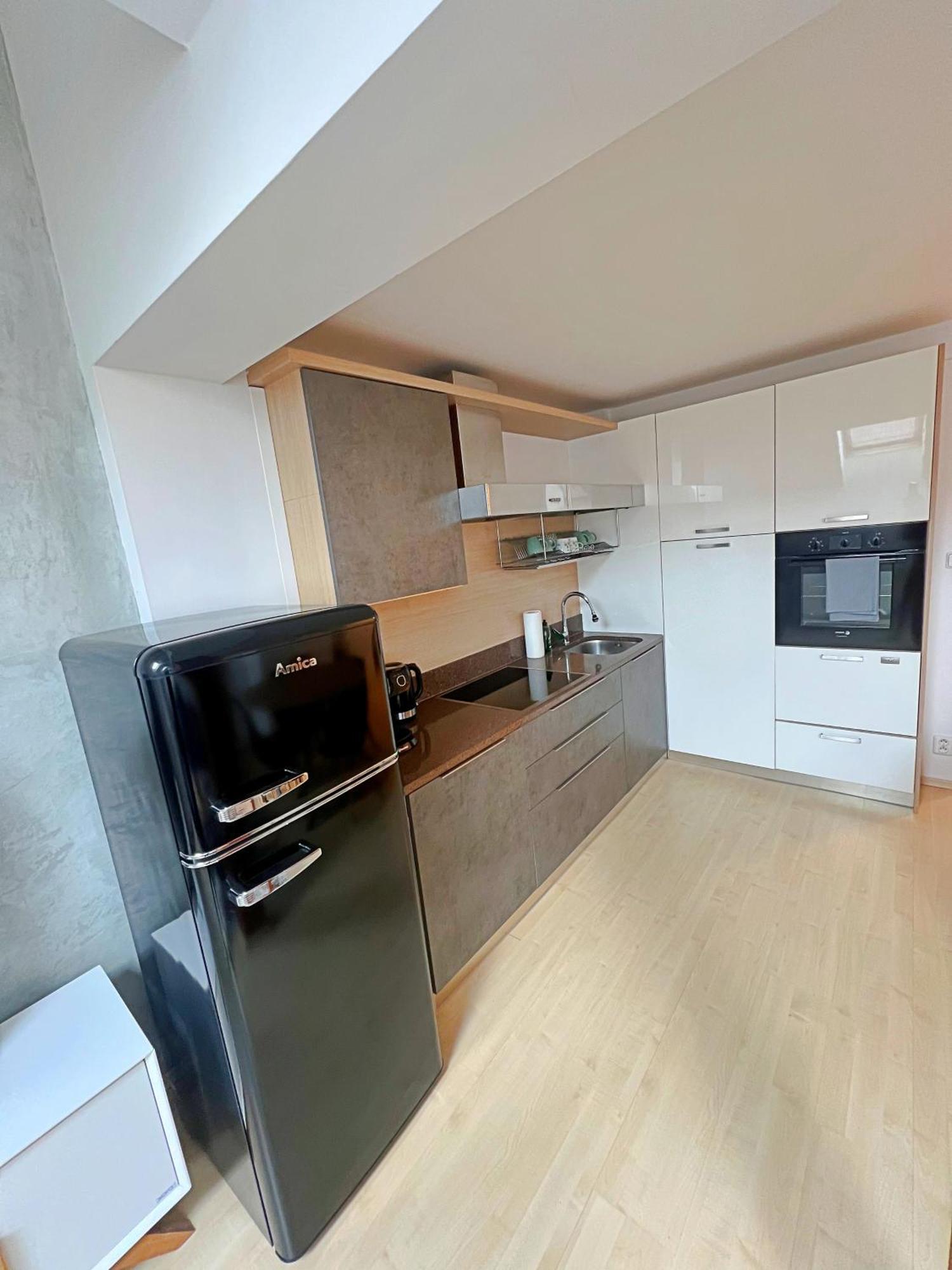 Mezonetovy Apartman V Centru Praga Esterno foto